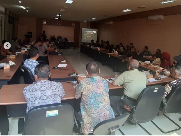 RAPAT PERSIAPAN HUT REPUBLIK INDONESIA KE 74 DI GEDUNG BADAN KESBANGPOL PROVINSI BANTEN