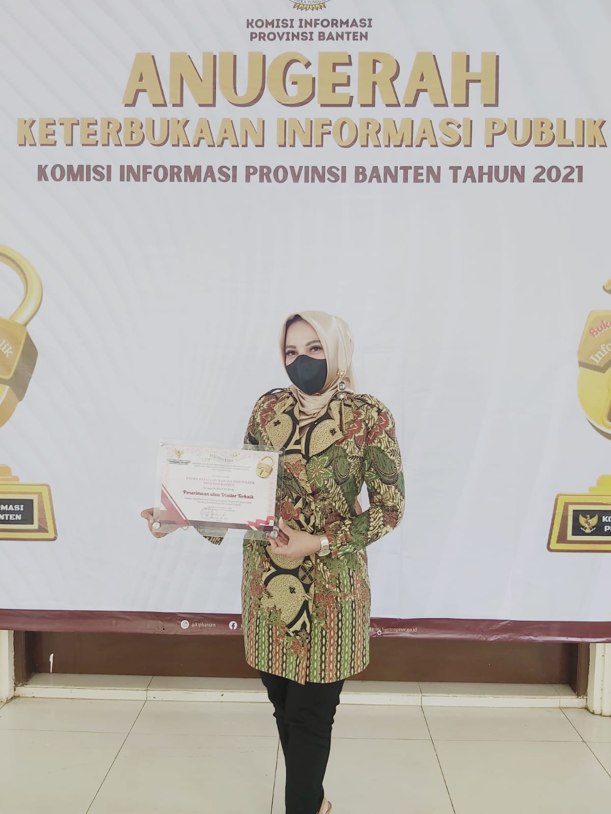 Penganugerahan Badan Publik Tahun 2021 Hasil Monitoring dan Evaluasi (Monev) Dalam Implementasi UU KIP