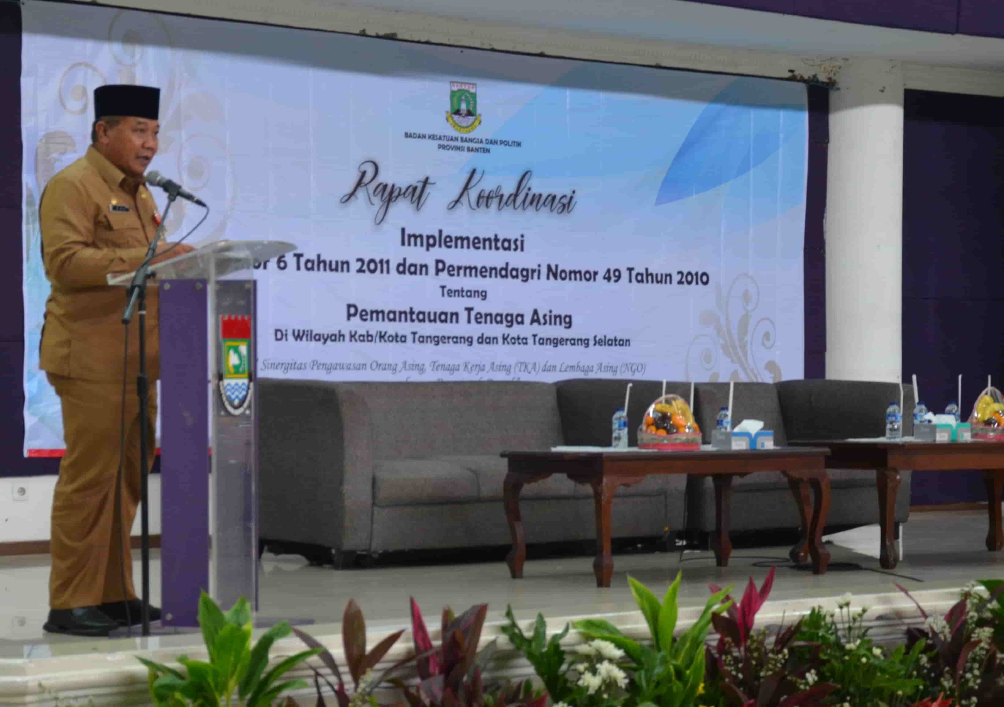 Rakor Implementasi UU No. 6 Tahun 2011 Dan Permendagri No. 49 Tahun 2010 Tentang Pemantauan Tenaga Kerja Asing