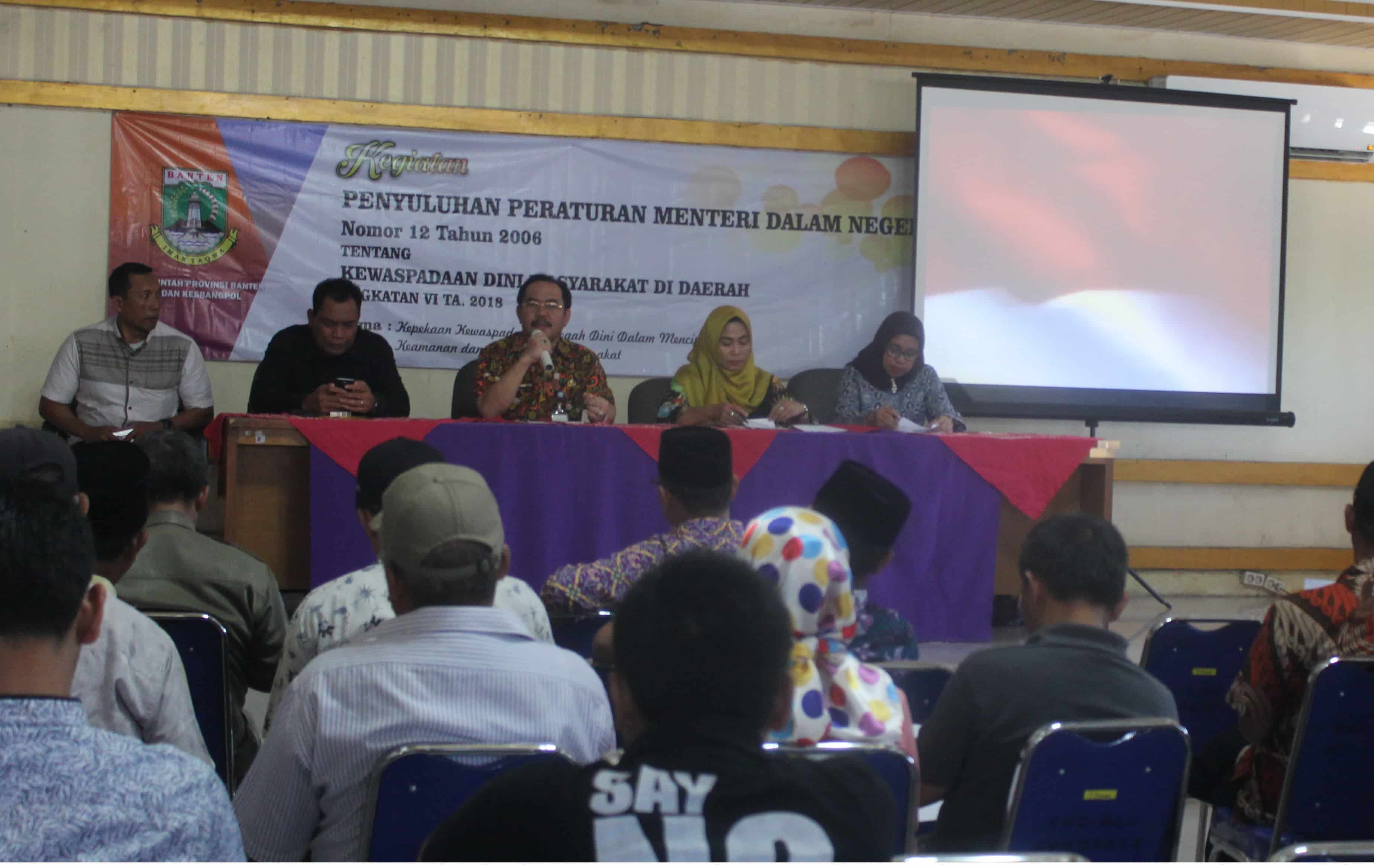 Penyuluhan Peraturan Menteri Dalam Negeri Nomor 12 Tahun 2006 tentang Kewaspadaan Dini Masyarakat Di Daerah Angkatan 6