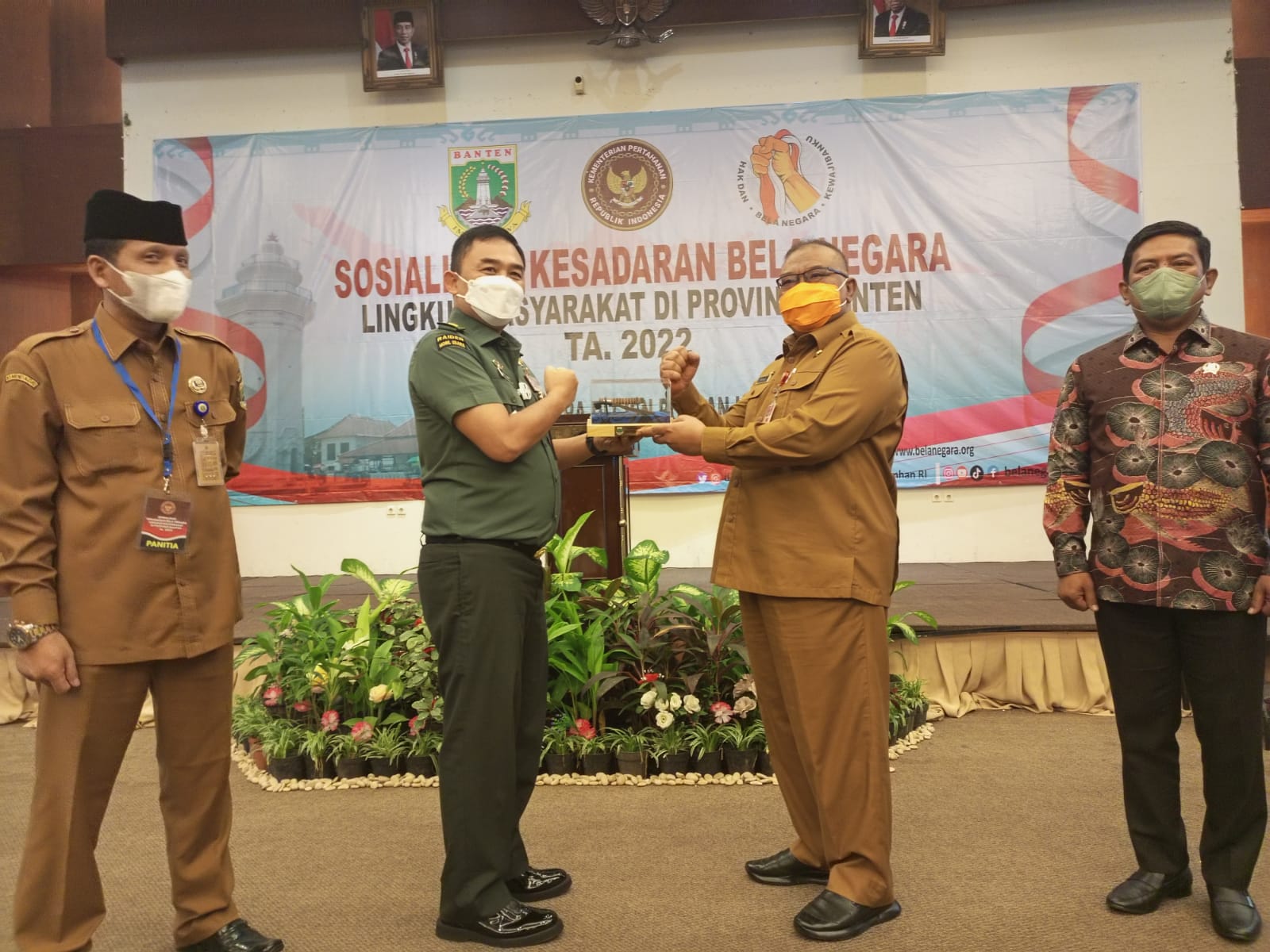 SOSIALISASI PEMBINAAN KESADARAN BELA NEGARA LINGKUP MASYARAKAT DI PROVINSI BANTEN