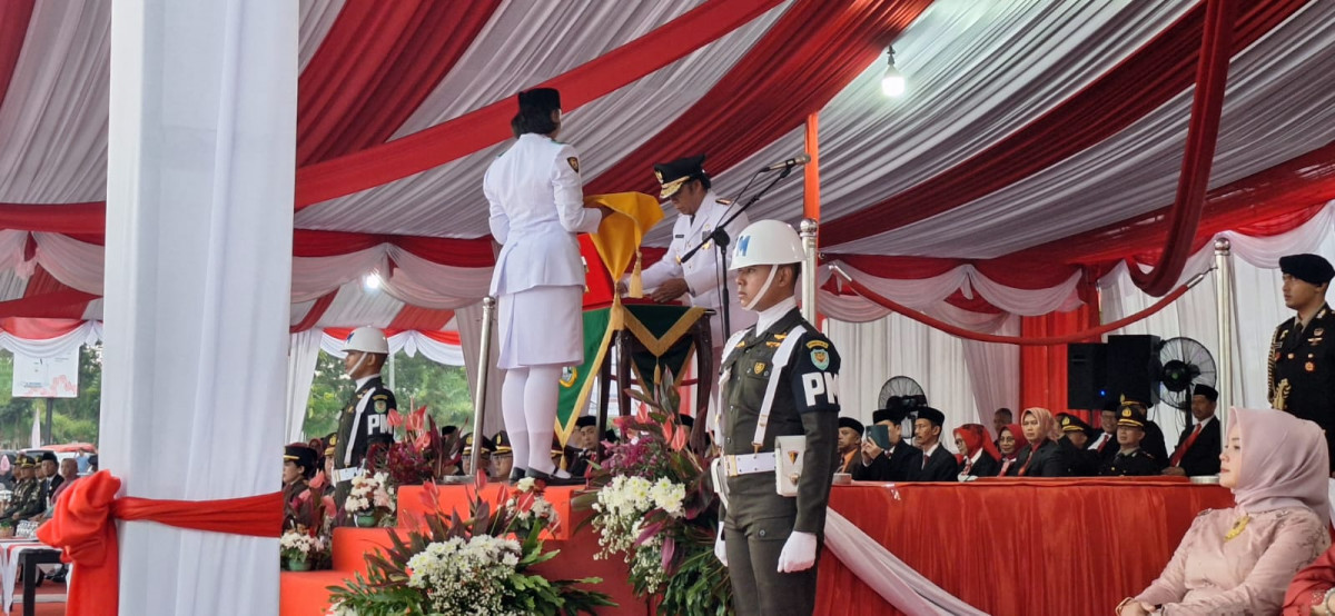 Upacara Penurunan Bendera HUT RI ke 79 di Lapangan Sekretariat Daerah Provinsi Banten