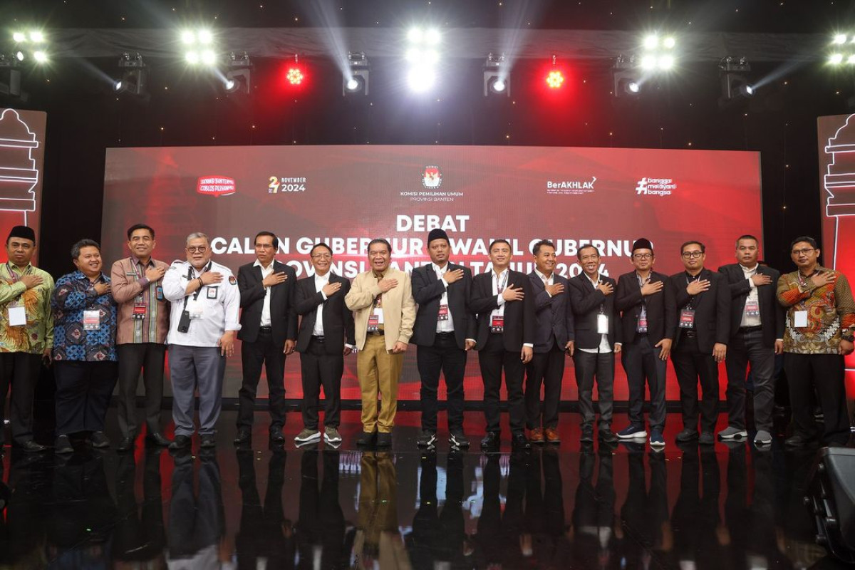 Penjabat (Pj) Gubernur Banten Al Muktabar menghadiri acara debat Calon Gubernur dan Calon Wakil Gubernur (Cagub/Cawagub) Provinsi Banten Sesi II