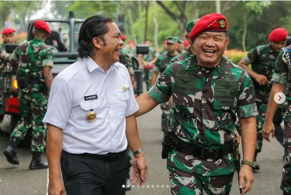 Pj Gubernur Banten Al Muktabar menyambut Kunjungan Kerja Kepala Staf Angkatan Darat Jenderal Dudung Abdurachman
